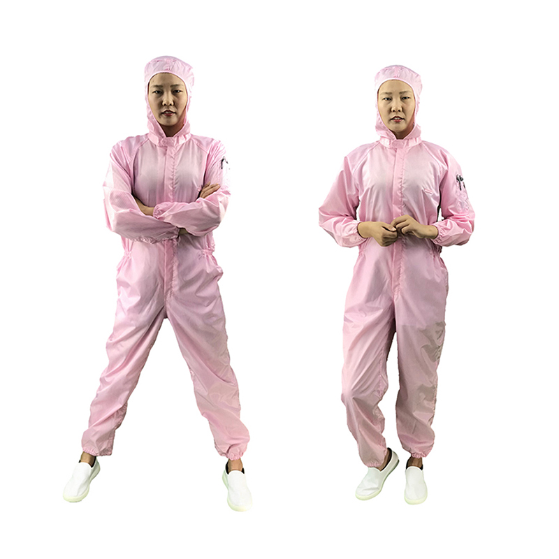 Staattisen keskitason avoimen hupullinen jumpsuit