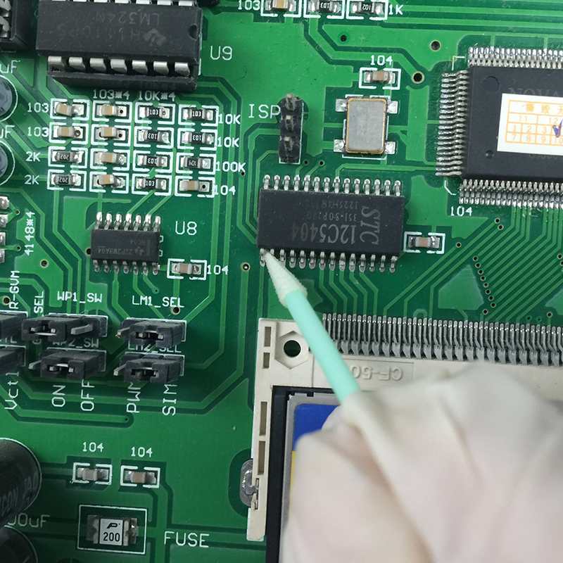 Terävä kärjen vaahtopöytä